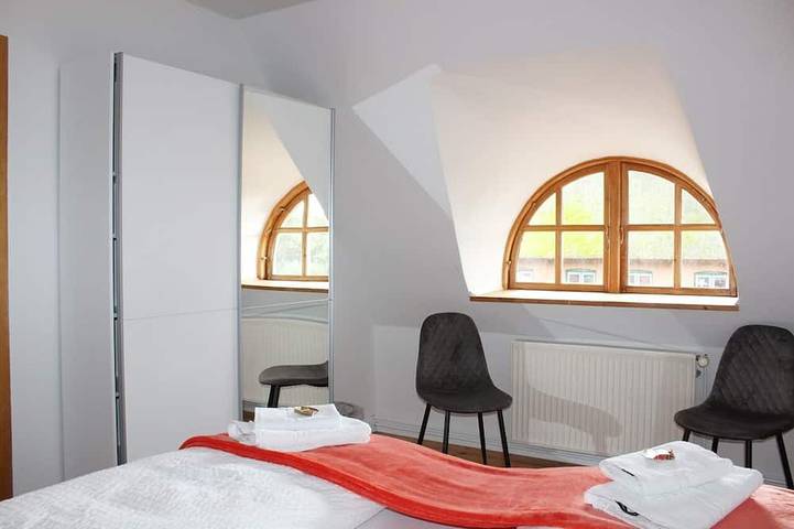 4* - Ferienhaus  mit 125 qm, unter Reet in der Holsteinischen Schweiz in Lebrade, Südliche Ostseeküste