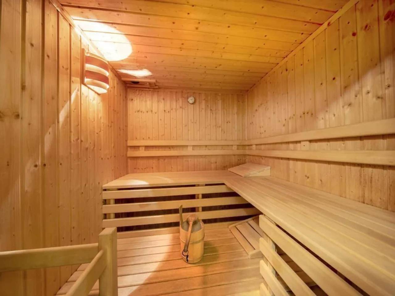 Geräumiges Chalet im Feriendorf in Pinzgau