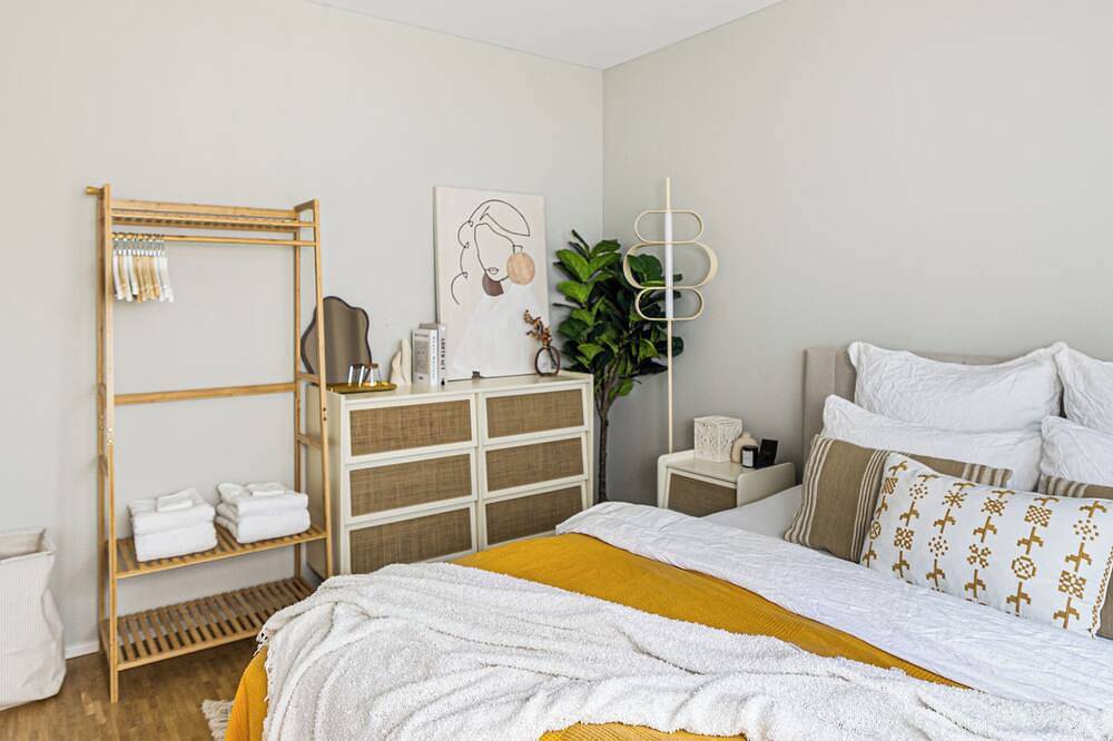 Ganze Wohnung, Just Sunny – 3,5-Zi.-Wohnung nahe Messe & Zentrum in Basel Zustellkreis, Basel