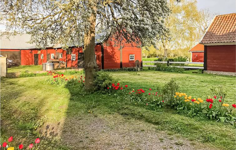 Hus för 6 Personer med trädgård in Öland
