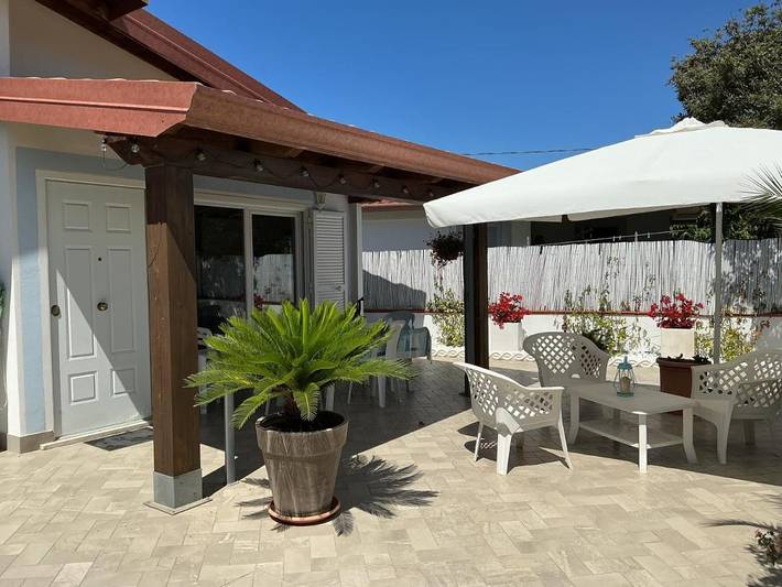Casa vacanza per 5 persone, con Terrazza e Giardino a Porto Badino