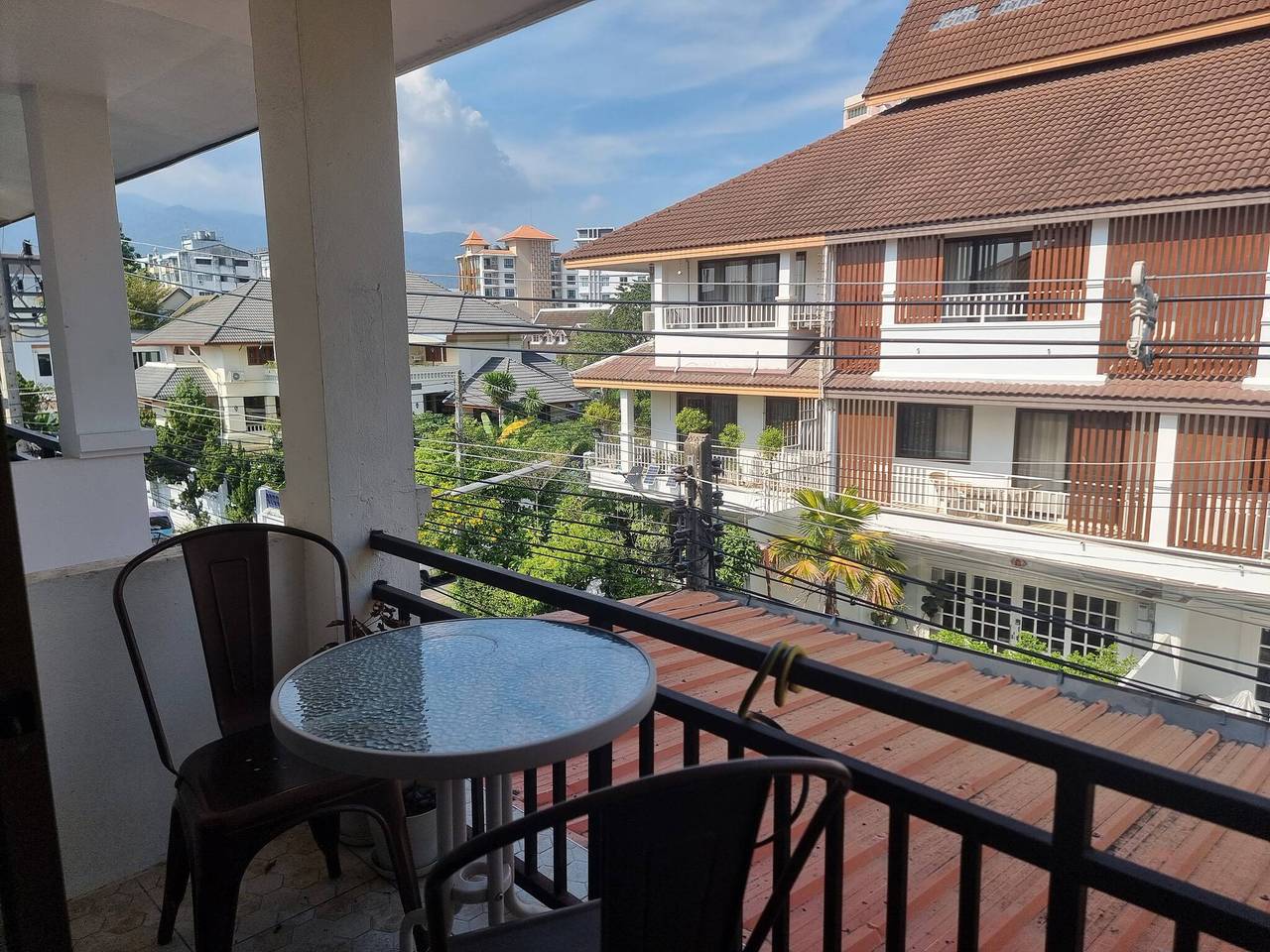 Estudio entero, Creativitea2 Purificador de aire Pet-ok mtn vista balcón in Chiang Mai, Tailandia
