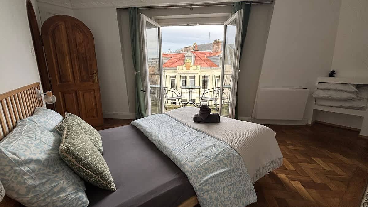 Appartement entier, Appartement central avec balcon in Arras, Région d'Arras