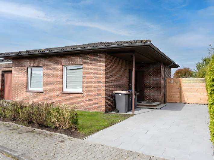 Ferienhaus für 2 Personen, mit Garten in Schillig