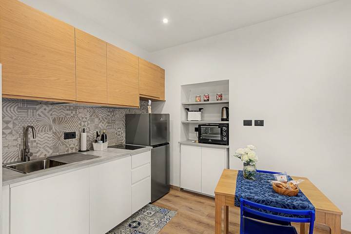 Apartamento inteiro, Apartamento 'Mimi' com Varanda, Wi-Fi e Ar Condicionado in Taggia (City), Taggia