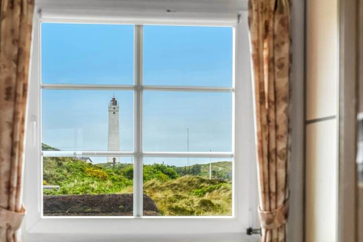 Ferienhaus mit Meerblick für 6 Personen, mit Pool und Whirlpool sowie Sauna und Terrasse, kinderfreundlich in Blavand - 4