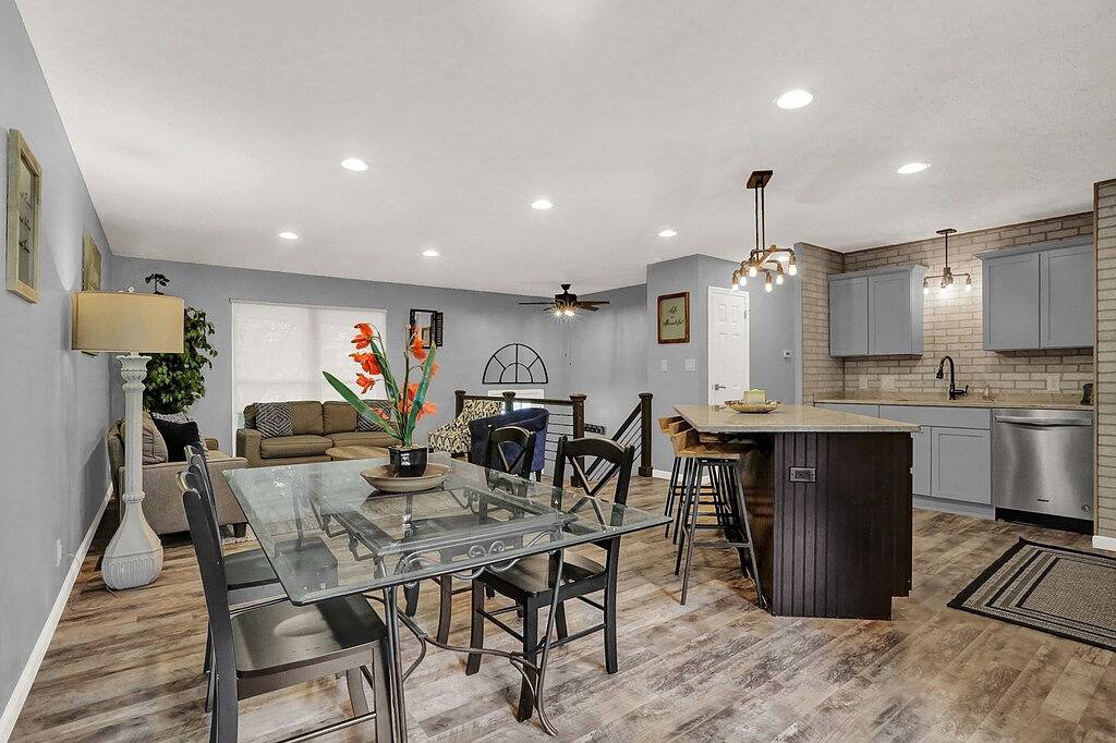 Dwntwn Westfield Family home close to Grandpark and local entertainment in Hamilton County