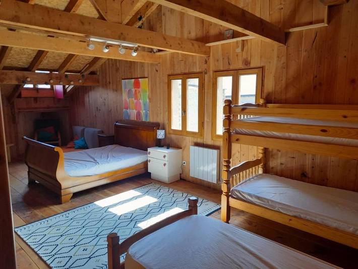 Location de vacances pour 9 personnes, avec terrasse et vue à Fontrabiouse - 2