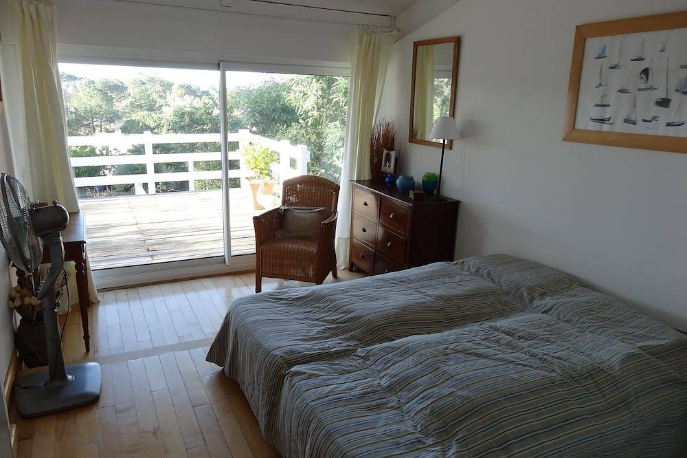 Pyla sur Mer Villa luxe 300 m plage. Vue mer Piscine chauffée Vélos Bateau Boule in Dune du Pilat, La Teste-de-Buch