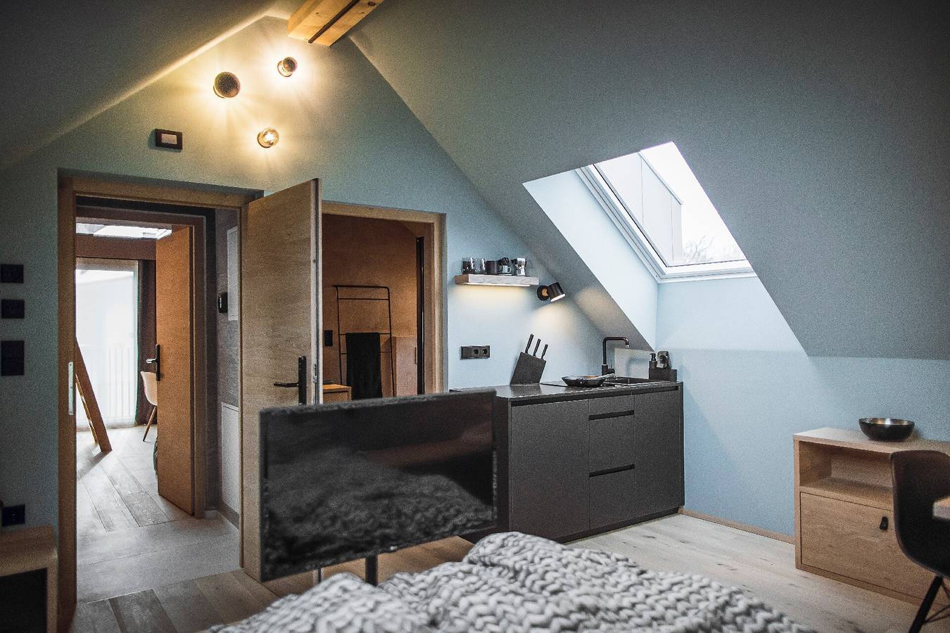 Entire apartment, Rousa Little Guesthouse Kombi – Breakfast Included! in Oberrasen, Rasen-Antholz