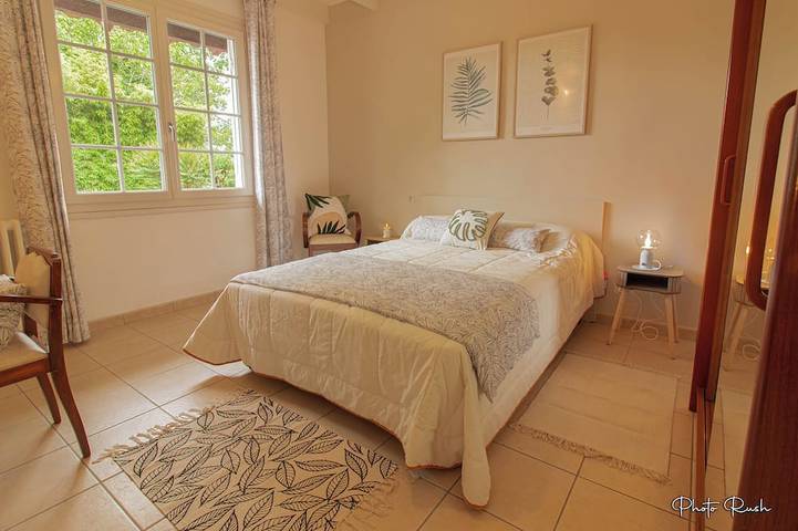 Location de vacances pour 6 personnes, avec jardin et terrasse à Saint-Pierre-d'Eyraud - 2