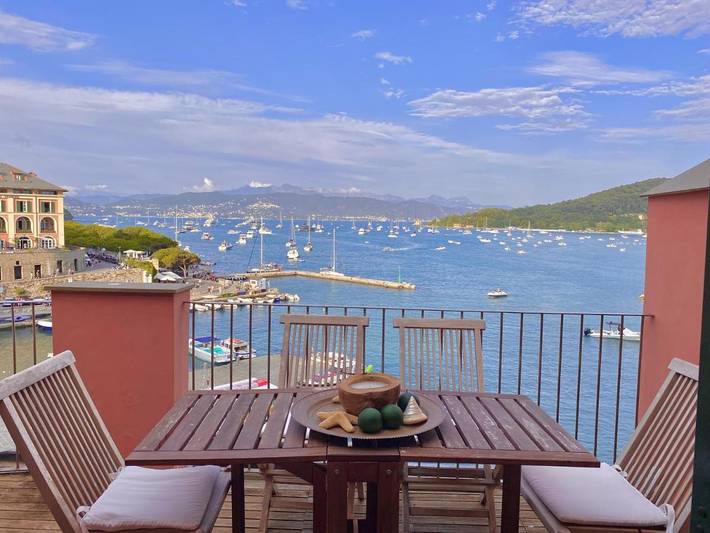 Ferienwohnung für 4 Personen, mit Terrasse und Ausblick - 1