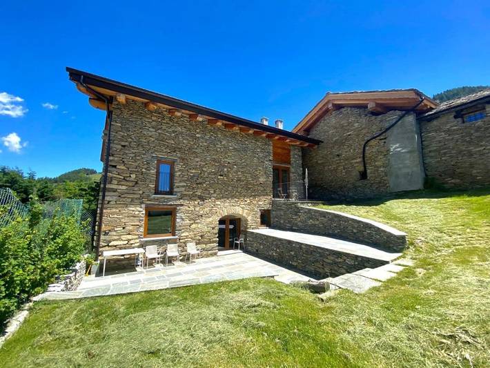 Gîte pour 6 personnes, avec vue et jardin, animaux acceptés à Oulx - 2