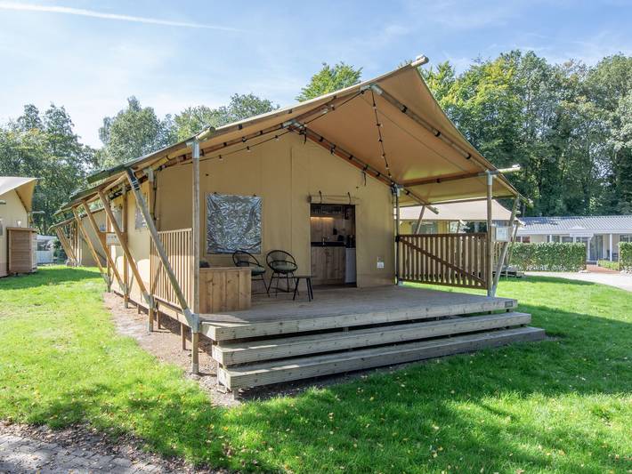 Camping voor 4 personen, met Terras en Zwembad in Limburg
