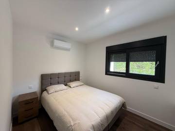Gîte pour 3 personnes, avec vue et terrasse à Montélimar