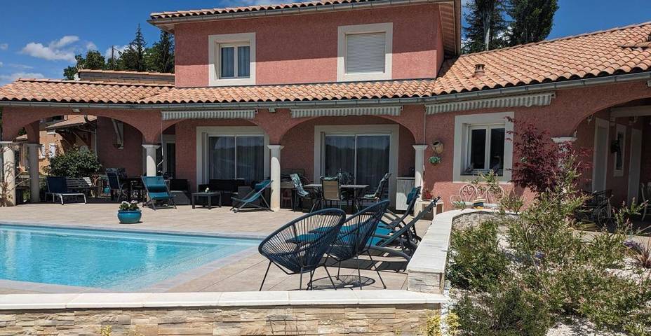 Chambre d’hôte pour 2 personnes, avec jardin ainsi que vue et piscine dans Hautes-Alpe - 4