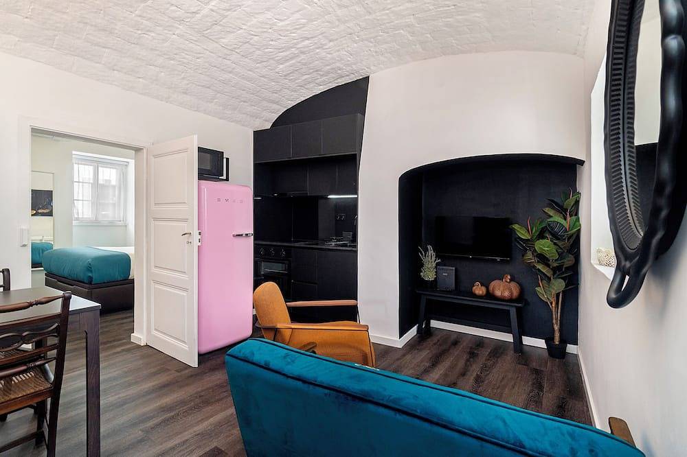 Apartamento inteiro, Histórico & Moderno · Charme & Alma Alentejana · Conforto no Coração Histórico in Évora, Distrito de Évora