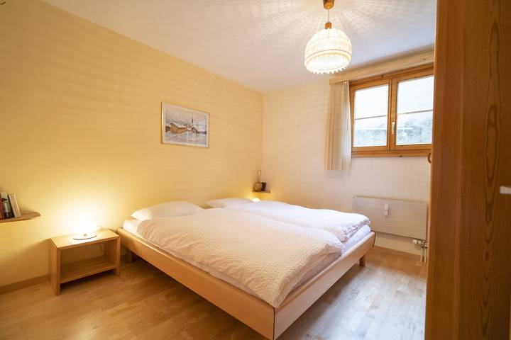 Ganze Wohnung, Chasa Trais Fluors: Gemütliche 2.5-Zimmerwohnung in Ardez in Ardez, Unterengadin