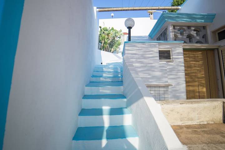 Maison de vacances pour 3 personnes, avec jacuzzi ainsi que balcon et jardin, animaux acceptés à Novaglie