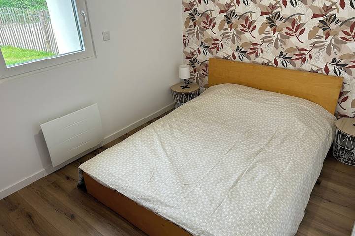 Location de vacances pour 6 personnes, avec terrasse ainsi que jacuzzi et jardin, animaux acceptés à Goulven - 4