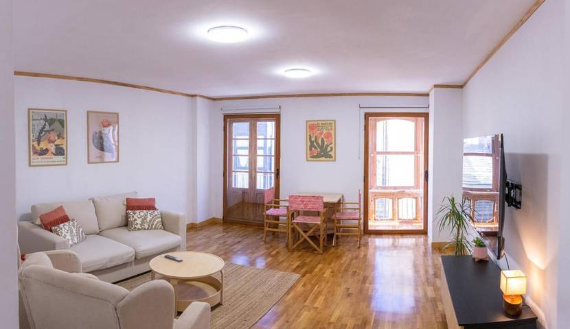 Apartamento de vacaciones para 4 personas, con balcón - 1