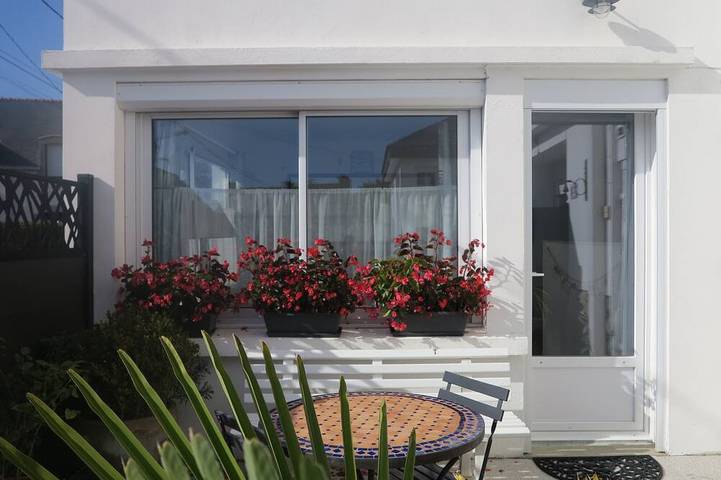 Location de vacances pour 3 personnes, avec Terrasse et Jardin dans Port de Kérity