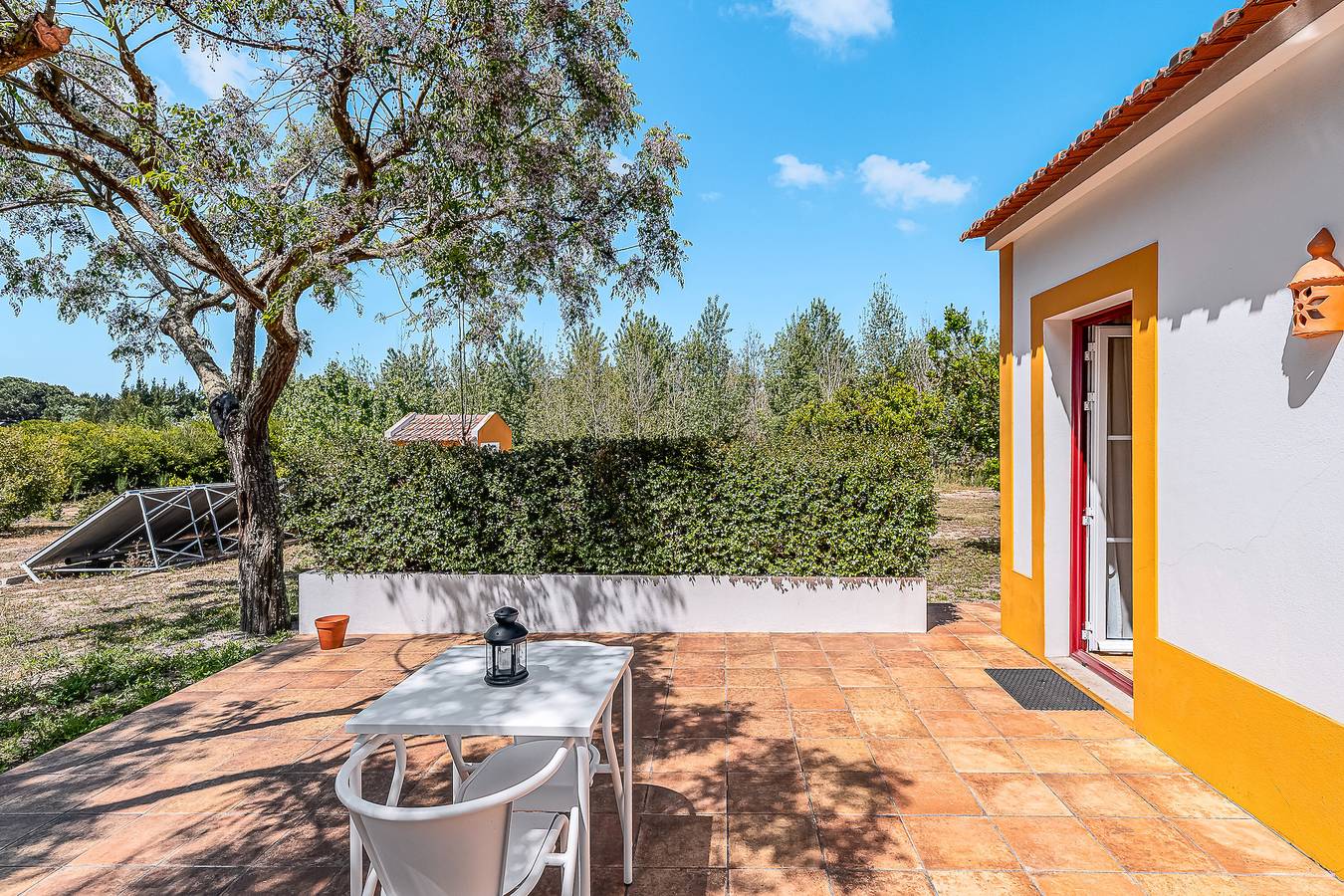 Appartamento intero, Appartamento 'Casa Da Charneca - Suite Standard' con piscina condivisa, Wi-Fi e aria condizionata in Grândola e Santa Margarida da Serra, Costa Alentejana