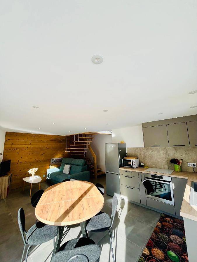 Chalet pour 6 personnes, avec jardin et vue à Brides-les-Bains