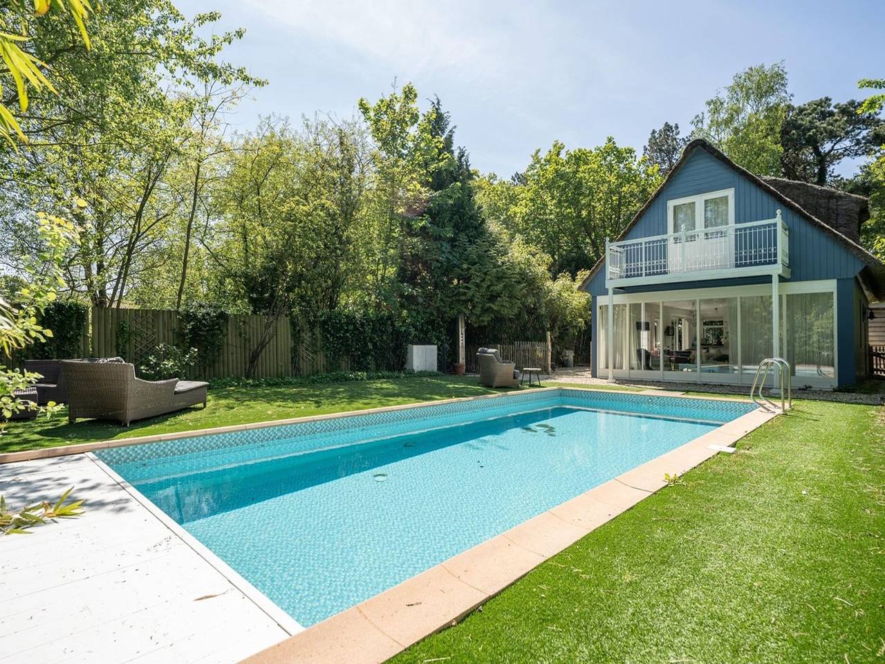 Heerlijke 4 persoons villa met privé zwembad in De Koog, Nederlandse waddeneilanden