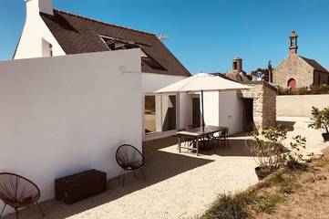 Location de vacances pour 5 personnes, avec jardin et terrasse, animaux acceptés à Brignogan-Plages