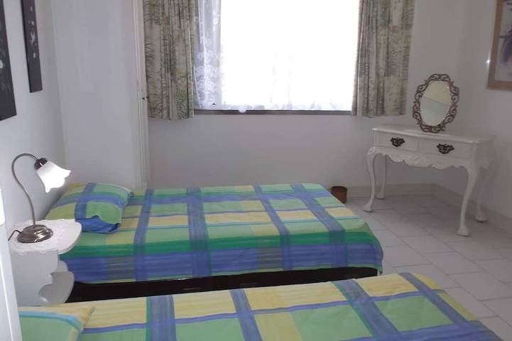Luxury Villa - 3 Bedroom Holiday Vila With Pool for Rent in Vilamoura in Vilamoura, Quarteira