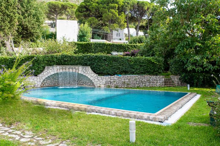 Casa vacanza per 8 persone, con giardino a Anacapri