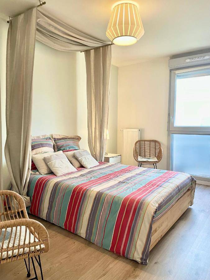 Appartement entier, Urban Nest - Paris - Cdg - Parking & Confort in Les Pavillons-sous-Bois, Seine-Saint-Denis