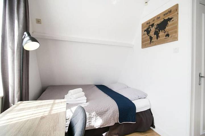 Ganze Wohnung, Penthouse apartment near Scheveningen beach in Scheveningen, Den Haag