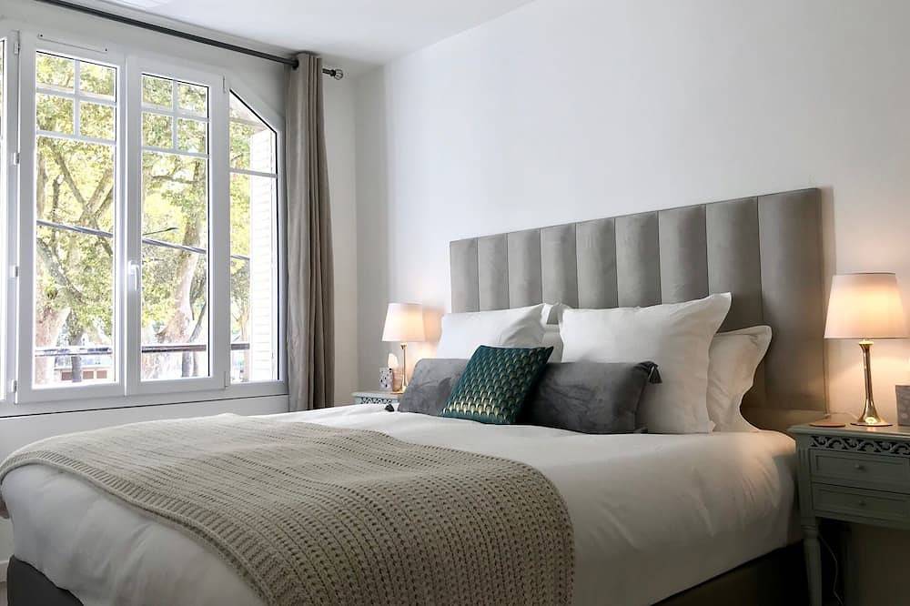 Luxurious Vacation Rental in the Heart of Champagne in Épernay, Marne