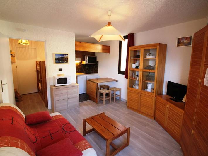 Gîte pour 4 personnes, avec balcon dans Office De Tourisme D Auris En Oisans - 4