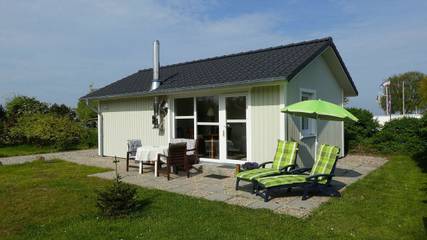 Ferienhaus für 3 Personen, mit Terrasse und Garten in Olpenitzdorf