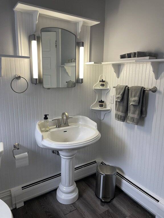 Charming 1912 Bungalow in Middlebury Indiana in Elkhart County