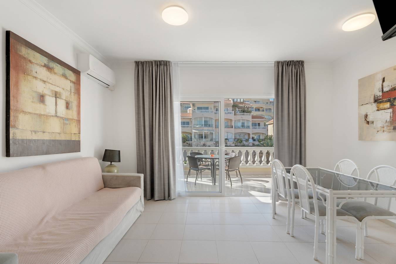 Ganze Wohnung, Ferienwohnung 'Michelangelo Resort 126' mit Gemeinschaftspool, Gemeinschaftsgarten und Klimaanlage in Las Adelfas, San Miguel de Abona