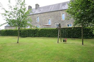 Gîte pour 12 Personnes dans La Ronde-Haye, Cotentin, Photo 4