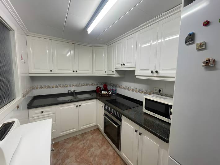 Hel lejlighed, Beachfront Apartment in Cullera, Valencia with Sea Views in Platja de Sant Antoni (Cullera), Cullera