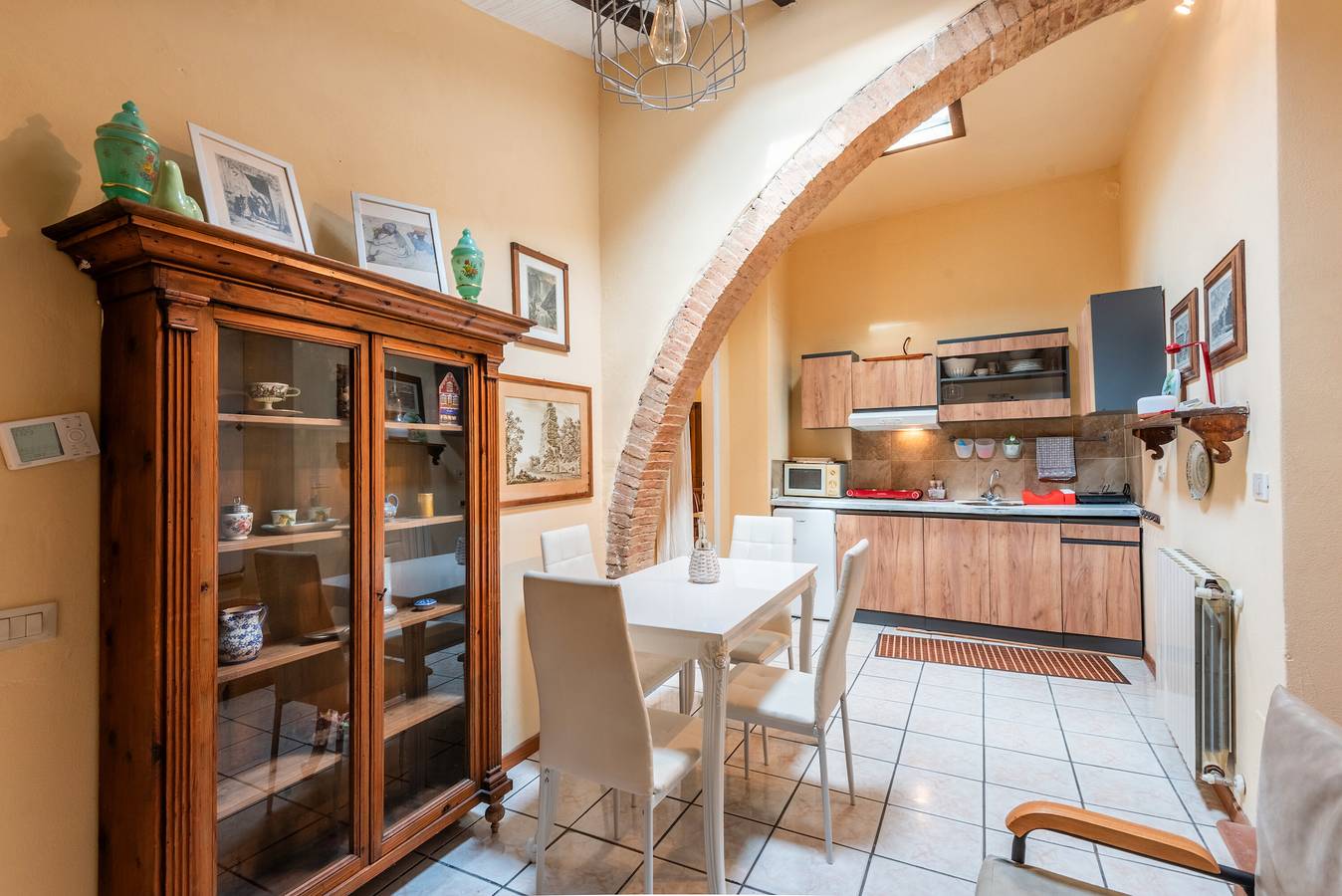 Ganze Wohnung, Apartment 'Glicine - Antiche Dimore' mit Gemeinschaftspool, Wlan und Klimaanlage in Murlo, Siena Provinz