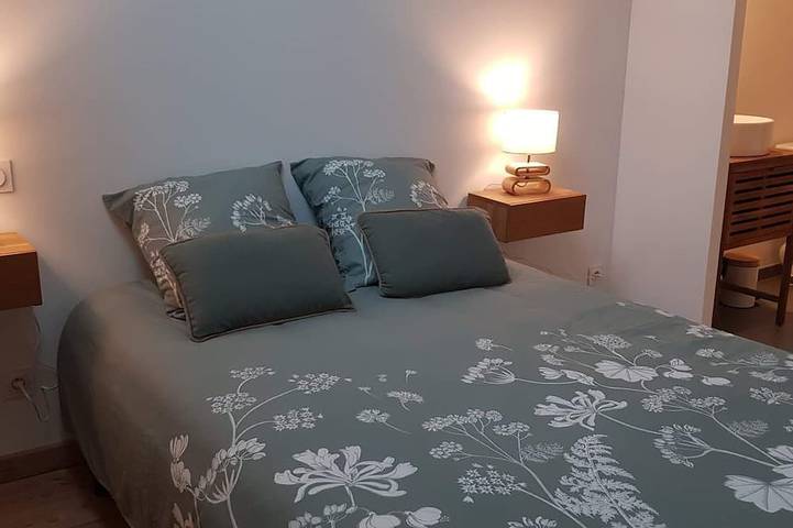 Location de vacances pour 6 personnes, avec terrasse et jardin dans Athis-de-l'Orne - 2