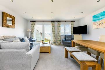Holiday Home for 9 People in Port Isaac, Cornwall, Photo 2