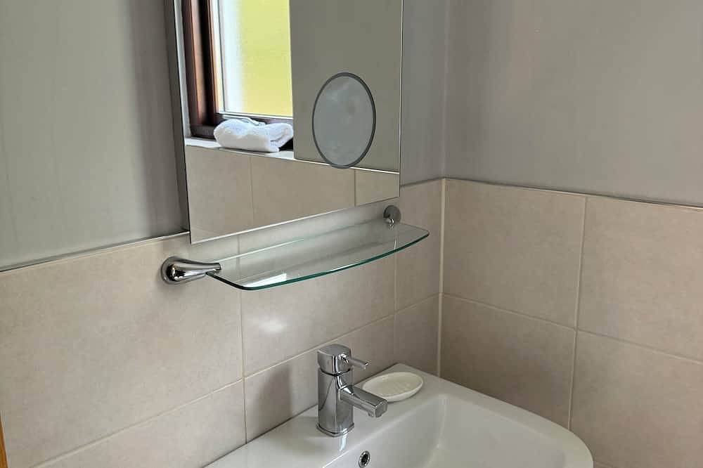Tara's House. Contemporary luxury house, fabulous sea views on Wild Atlantic Way in Inishowen, County Donegal
