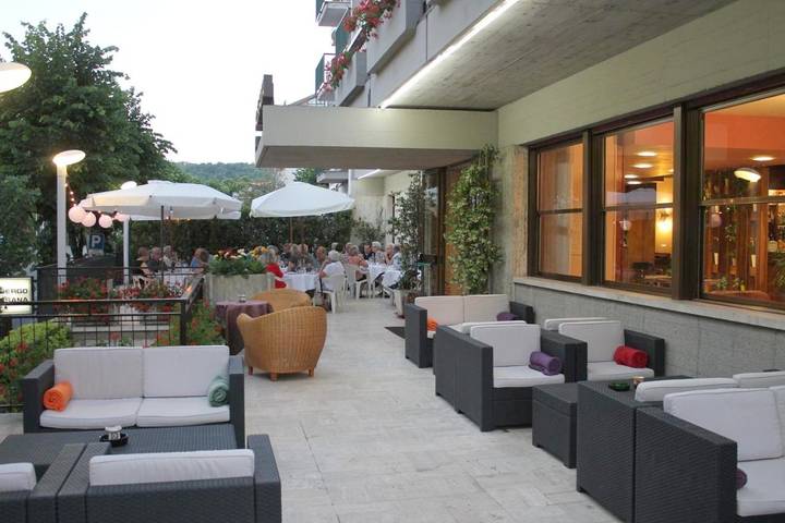 Hôtel pour 3 personnes, avec jardin