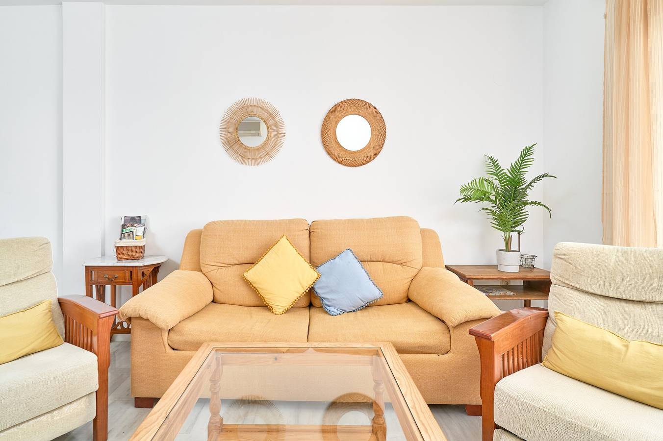 Entire apartment, Apartment 'Vistas Al Mar - La Herradura' with Sea View, Wi-Fi and Air Conditioning in La Herradura, Almuñecar