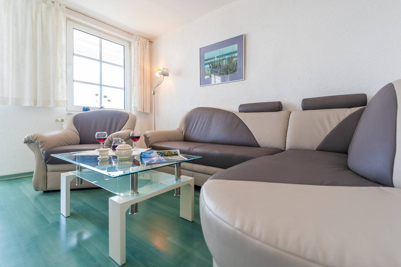 Entire apartment, Holiday Apartment "Villa Bella Vista - Meerblick 3" with Sea View, Balcony & Wi-Fi in Sassnitz, Jasmund National Park