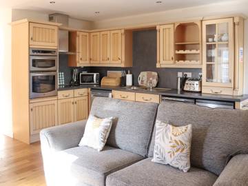 Holiday Rental for 4 People in Freshwater East, Pembrokeshire, Photo 3