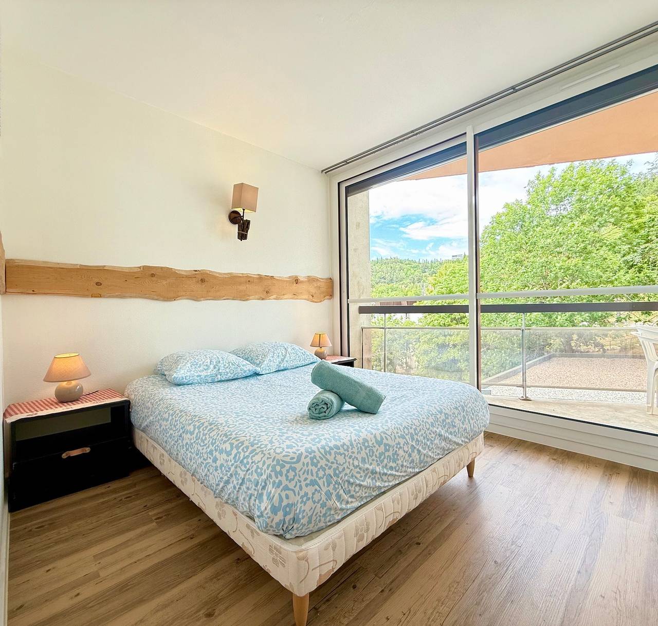 Appartement entier, Appartement 'Pause Détente Vue Montagnes' avec vue montagne et balcon in Villard-de-Lans, Parc naturel régional du Vercors